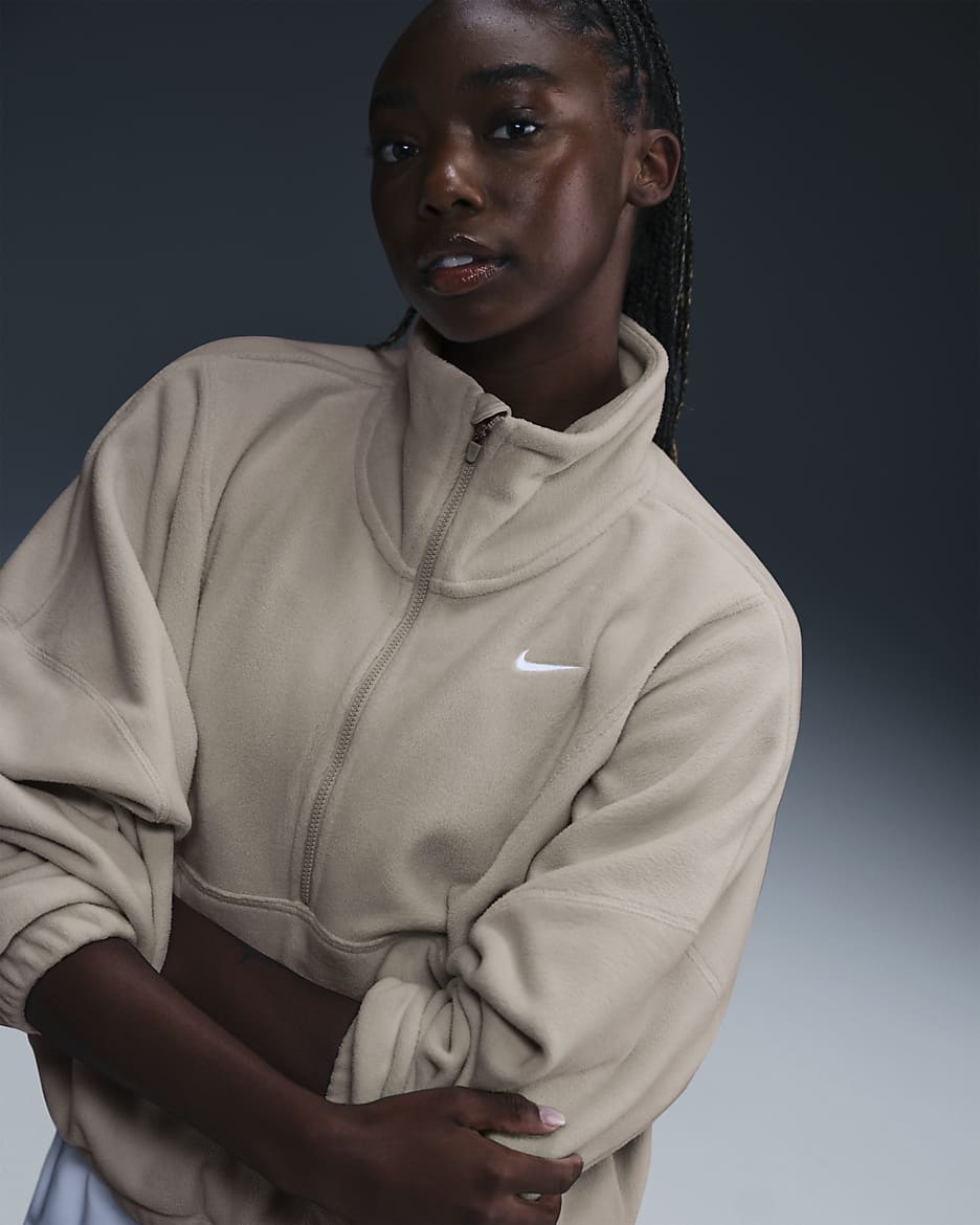 Sudadera de tejido Fleece Therma-FIT oversized de 1/2 cierre para mujer Nike One - Marrón verdoso claro/Blanco