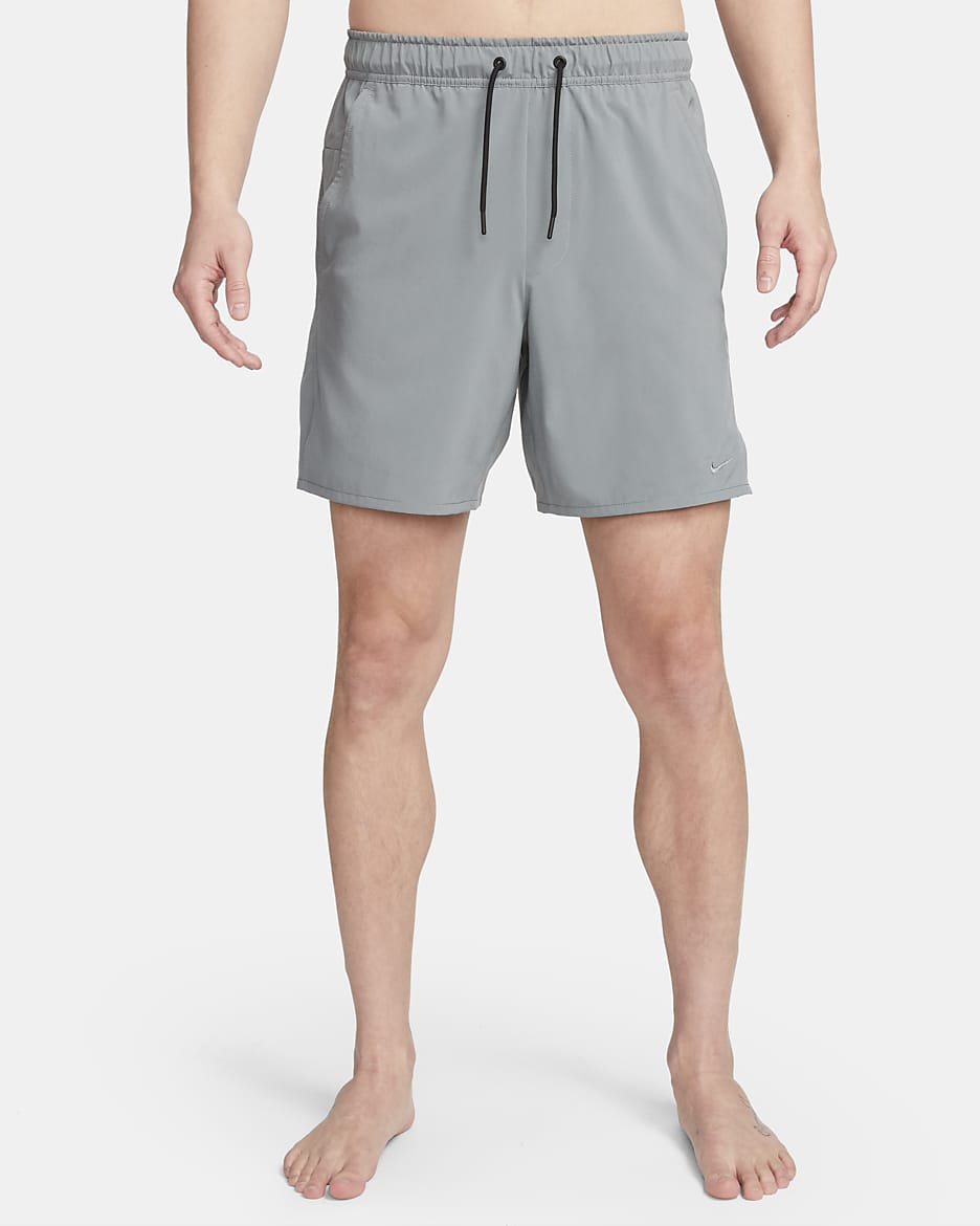 Nike Unlimited multifunctionele niet-gevoerde herenshorts met Dri-FIT (18 cm) - Smoke Grey/Zwart/Smoke Grey