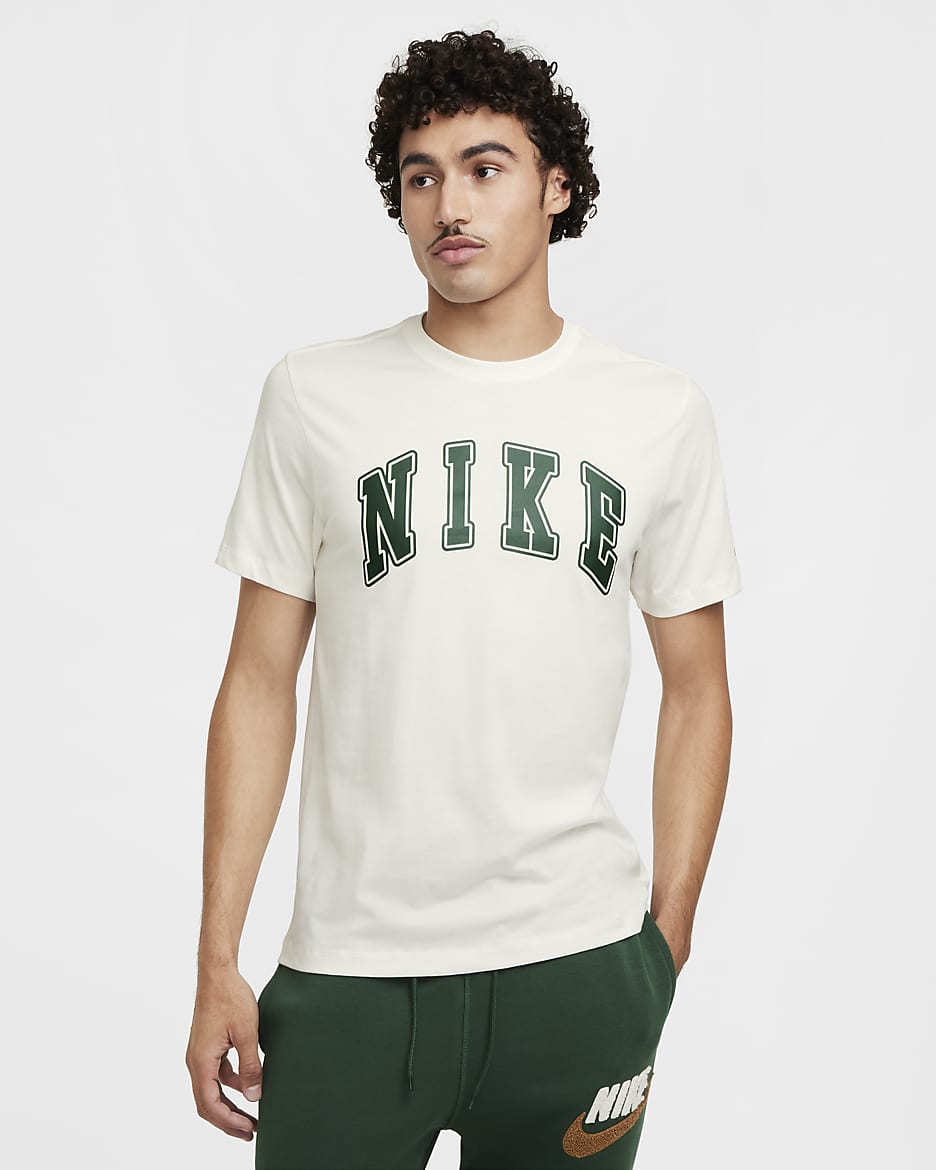 Nike Sportswear Club T-skjorte til herre - Sail