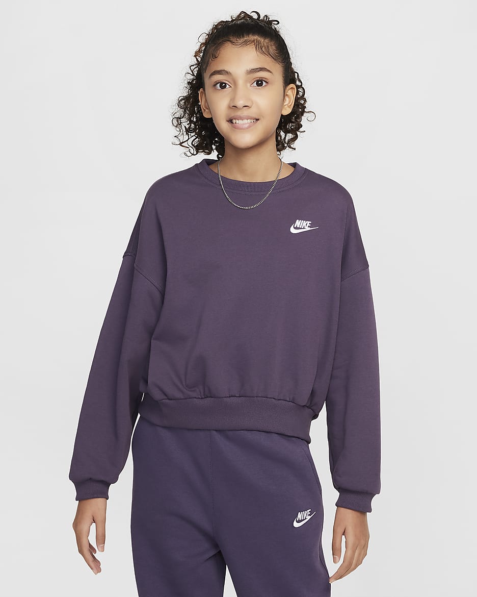Nike Sportswear Club Fleece-Sweatshirt mit Rundhalsausschnitt und kastiger Passform (Mädchen) - Dark Raisin/Weiß