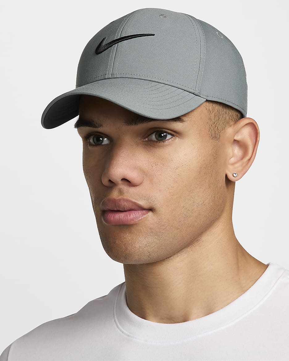 Nike Dri-FIT Club Structured Swoosh Cap - Smoke Grey/Black