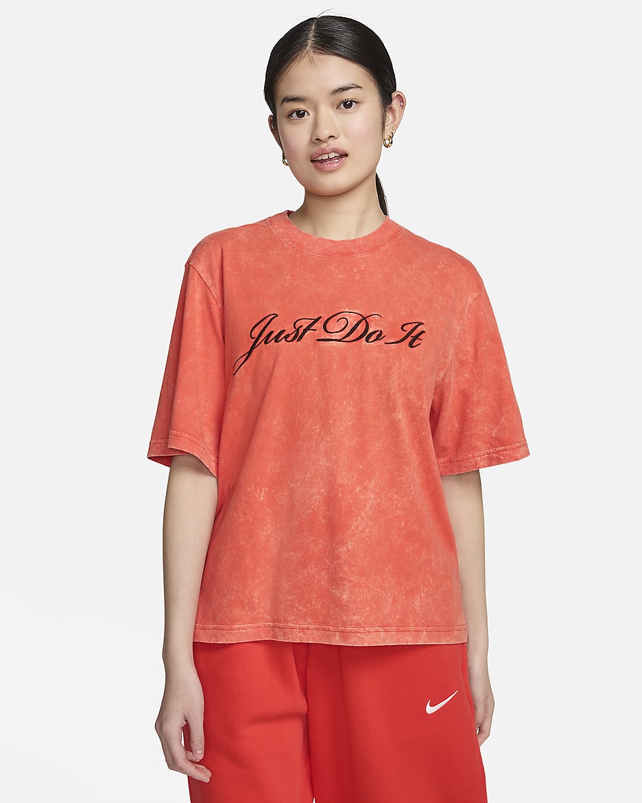 ナイキ スポーツウェア ウィメンズ Tシャツ - コズミッククレイ/バロックブラウン
