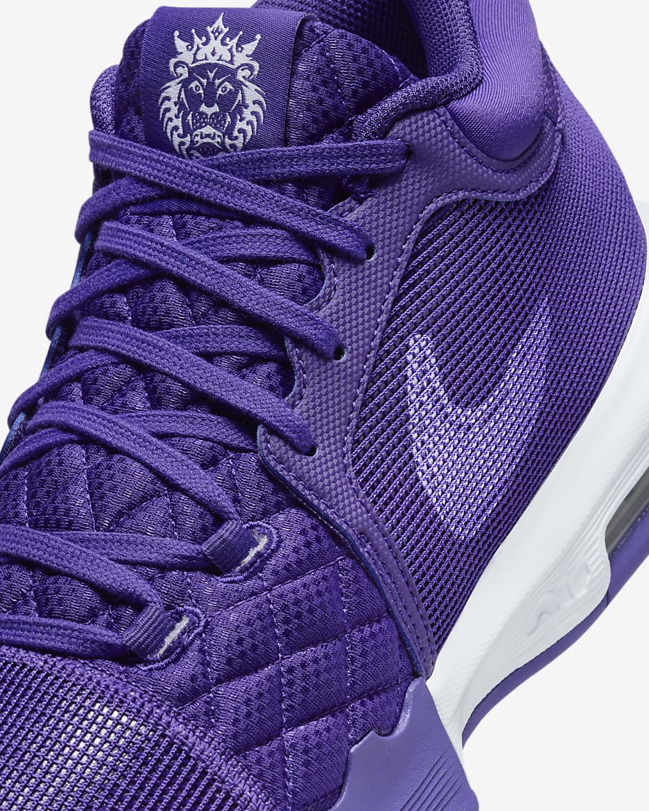 Tenis de básquetbol LeBron Witness 8 (Team Bank) - Morado campo/Morado campo/Blanco