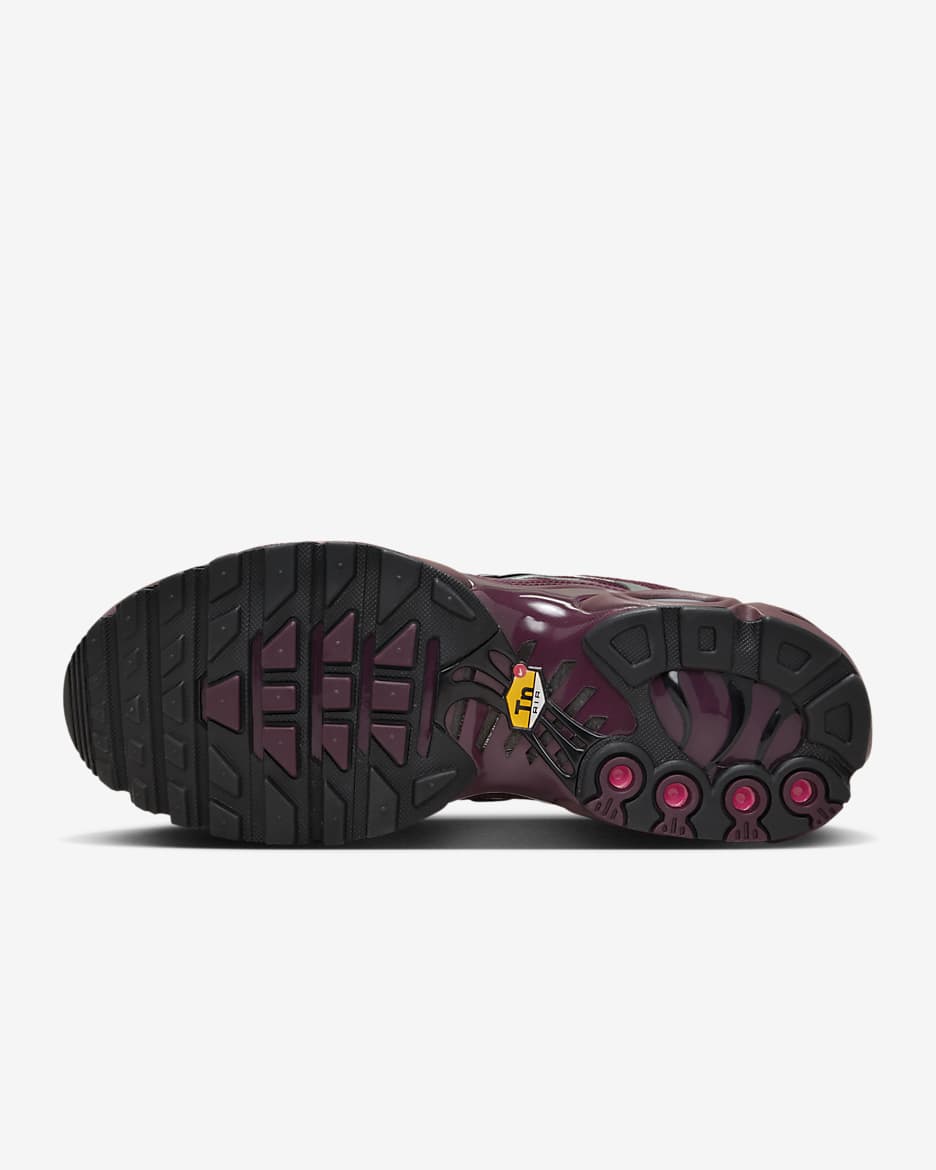 Nike Air Max Plus SE Women's Shoes - Night Maroon/Dark Team Red/Metallic Silver/Black