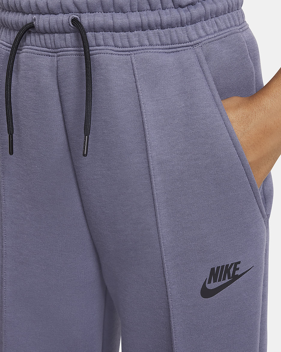 Nike Sportswear Tech Fleece Genç Çocuk (Kız) Jogger'ı - Light Carbon/Siyah/Siyah