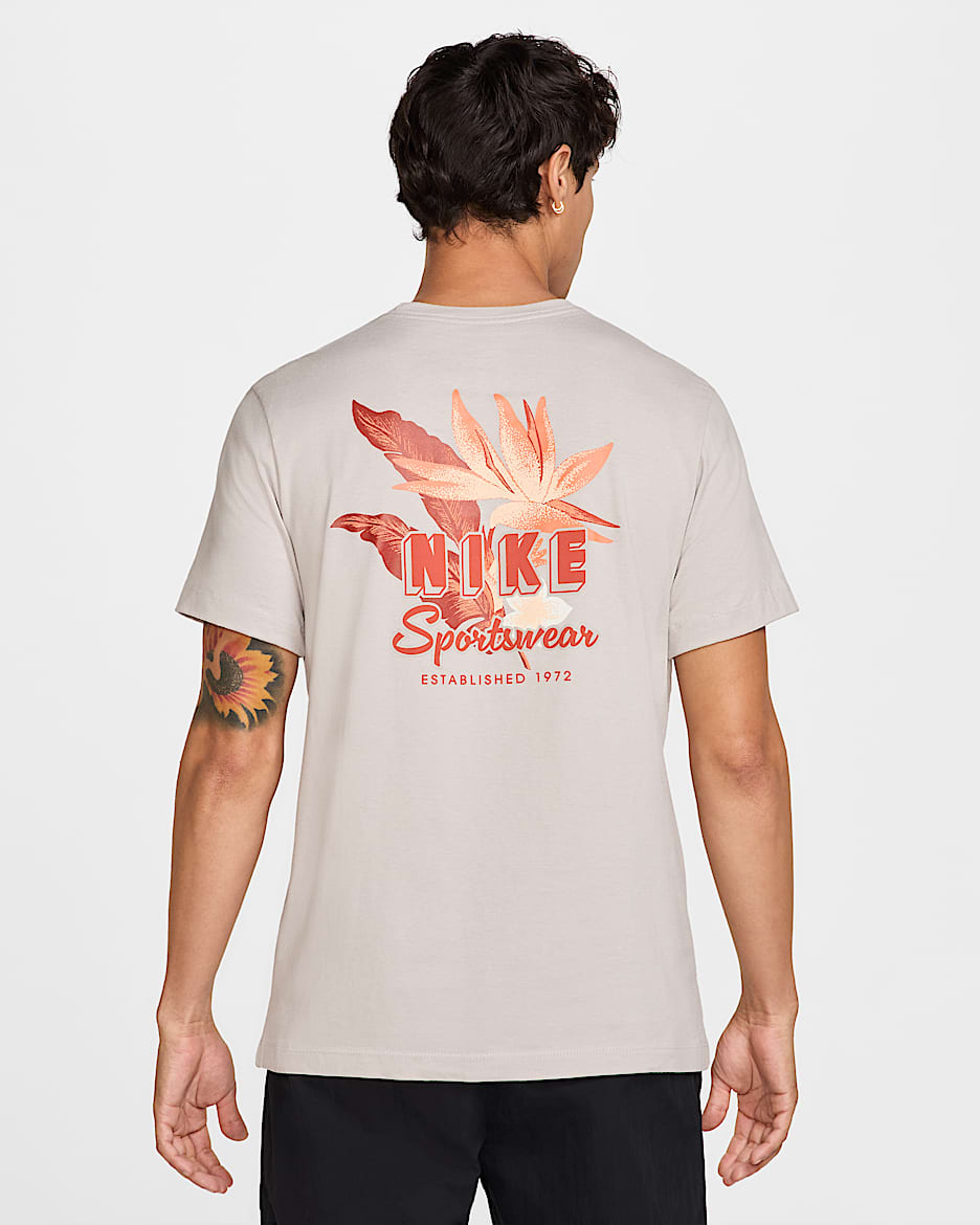 Nike Sportswear Men's Crew-Neck T-Shirt - Light Iron Ore/Cinnabar