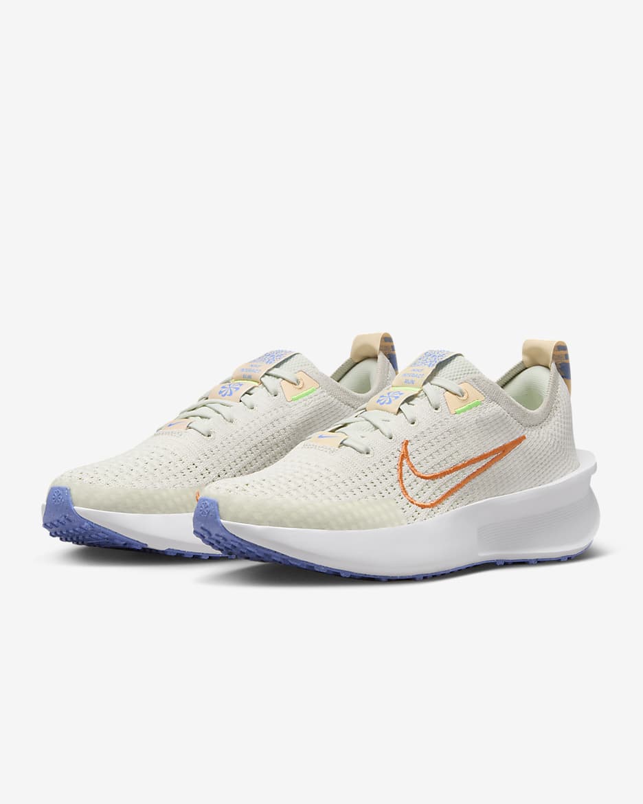 Nike Interact Run Women's Road Running Shoes - Light Bone/Sail/Ice Peach/Bright Mandarin