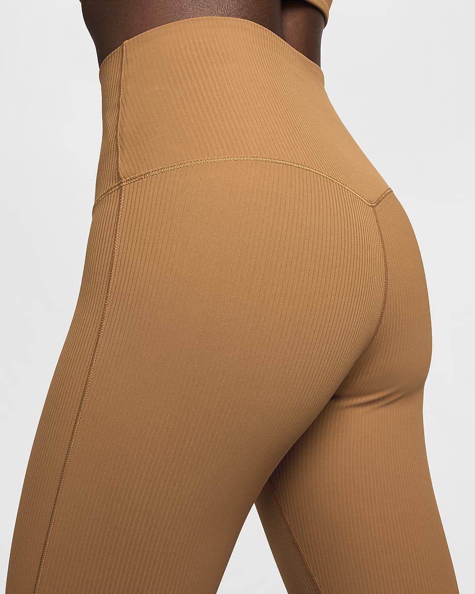 Damskie legginsy o pełnej długości z wysokim stanem i rozszerzanymi nogawkami zapewniające delikatne wsparcie Nike Zenvy Rib - Light British Tan/Czerń