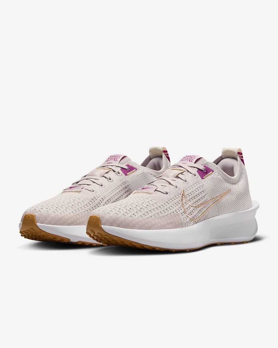 รองเท้าวิ่งโร้ดรันนิ่งผู้หญิง Nike Interact Run - Platinum Violet/Platinum Tint/ขาว/Metallic Red Bronze