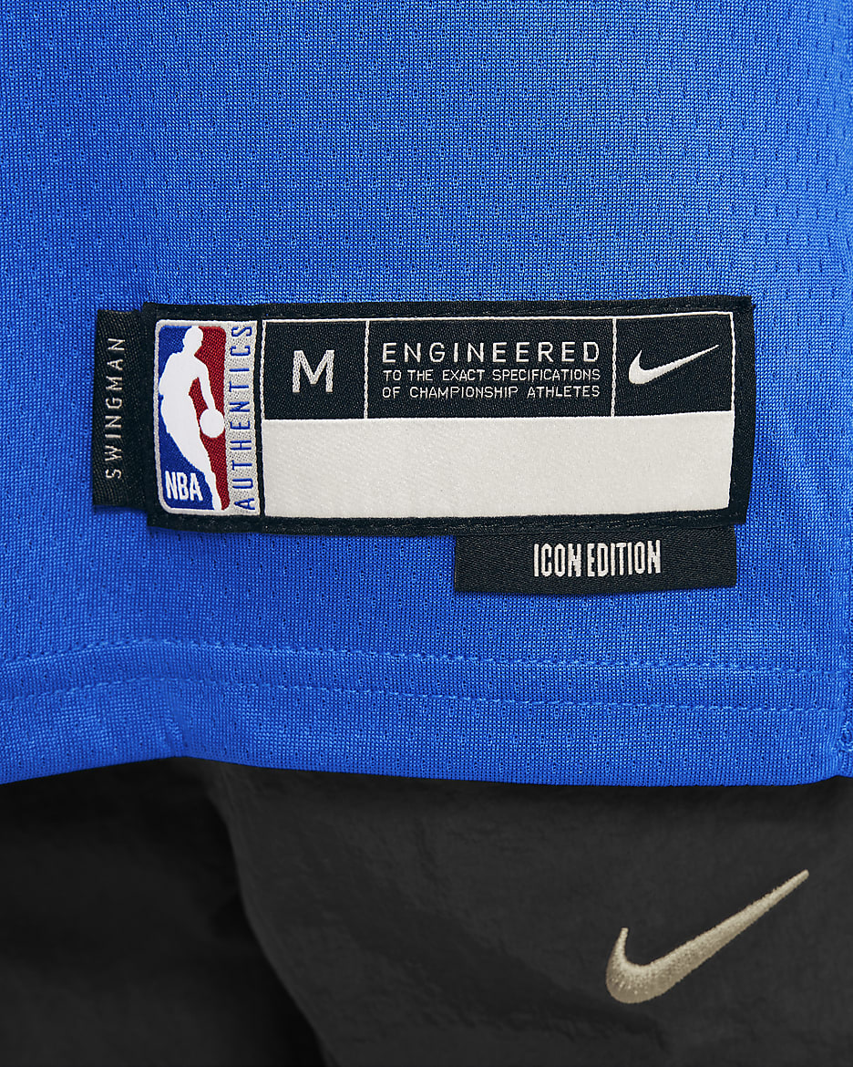 Dallas Mavericks Icon Edition 2023/24 Nike NBA Swingman Trikot für ältere Kinder - Game Royal