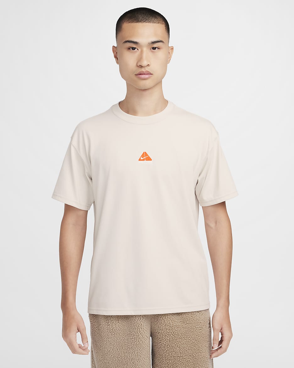 ナイキ ACG メンズ Tシャツ - ライトオールウッドブラウン