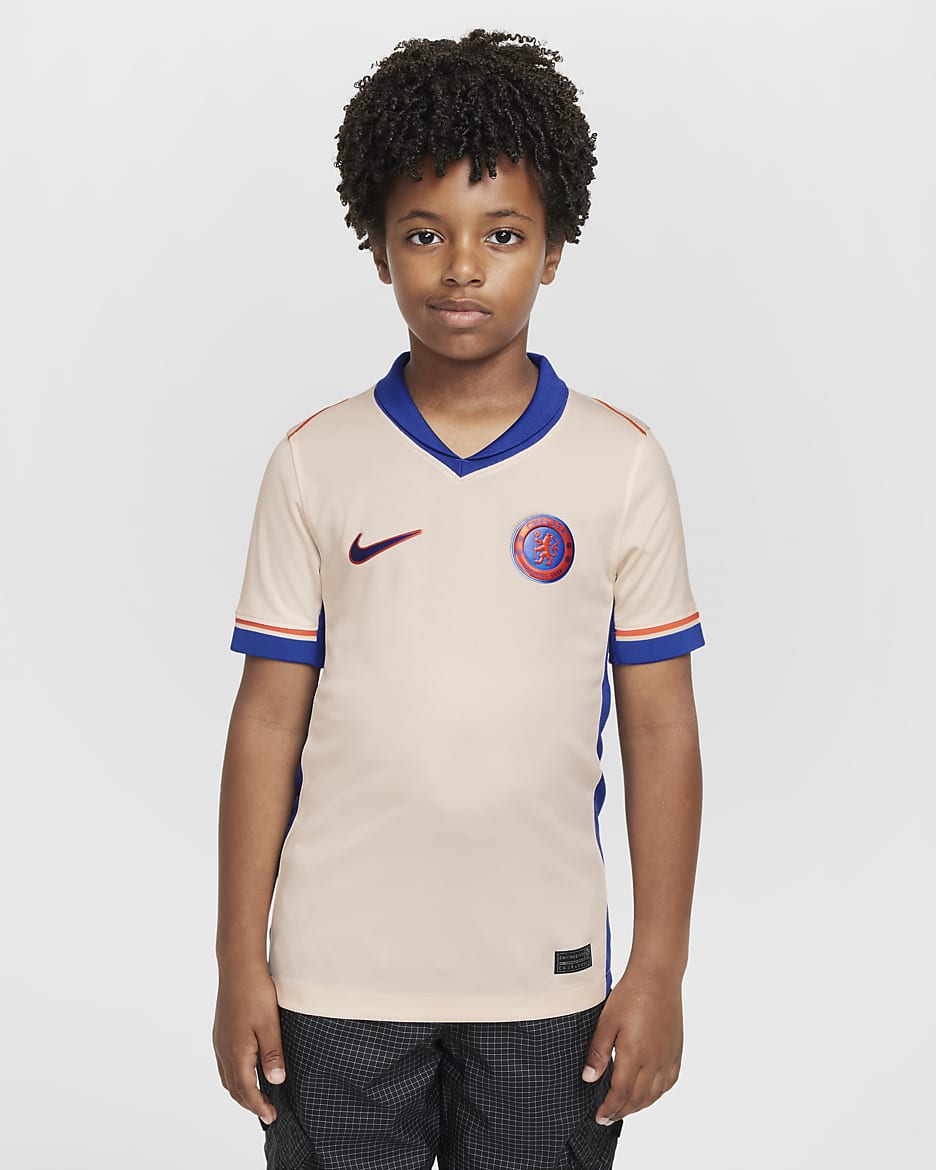 Chelsea F.C. 2024/25 Stadium Away Older Kids' Nike Dri-FIT Football Replica Shirt - Guava Ice/Team Orange/Rush Blue