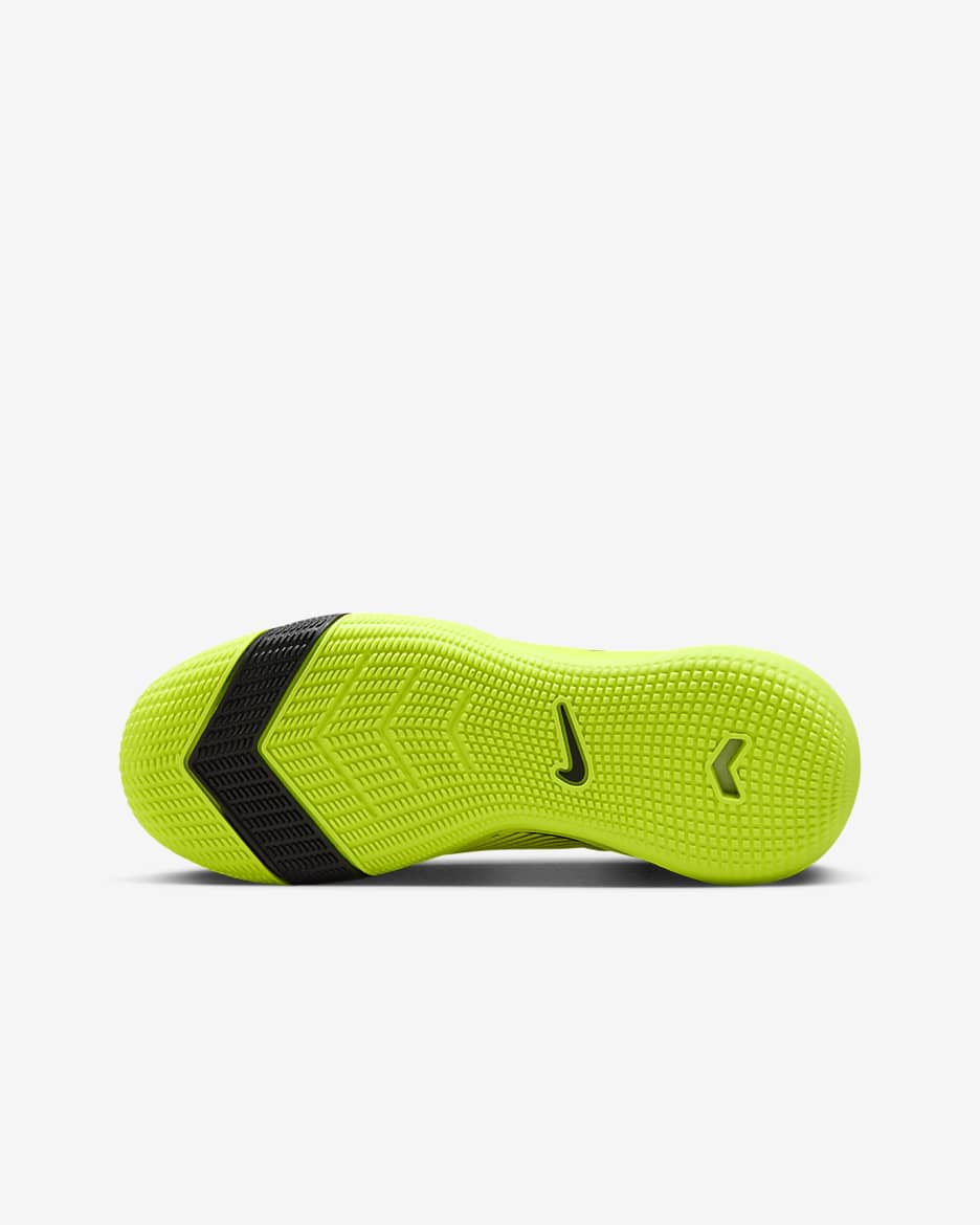 Nike Jr. Mercurial Vapor 16 Academy Younger/Older Kids' IC Low-Top Football Shoes - Volt/Black