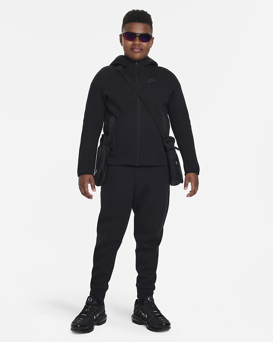 Nike Sportswear Tech Fleece hosszú cipzáras kapucnis pulóver nagyobb gyerekeknek (fiúknak) (bővített méret) - Fekete/Fekete/Fekete