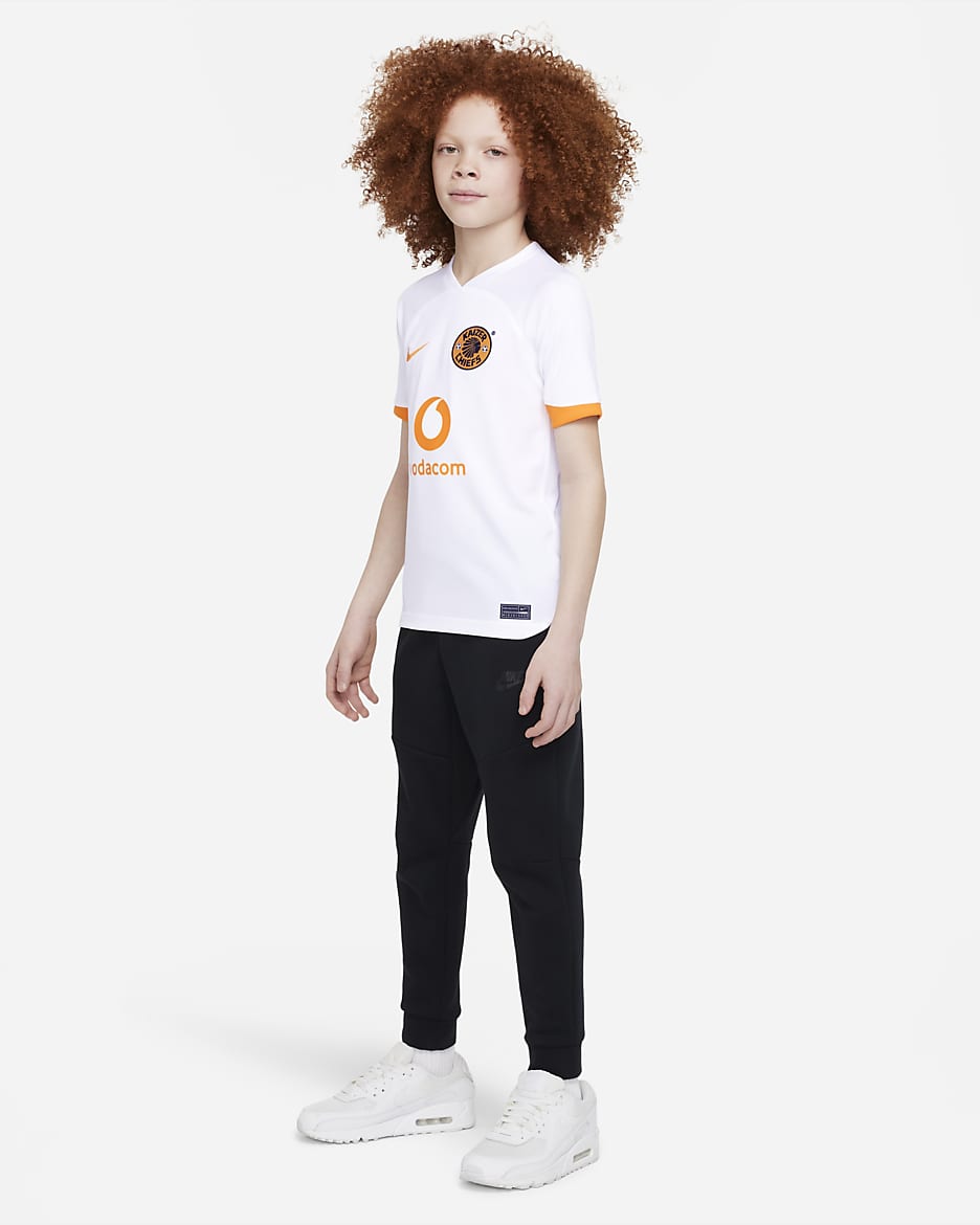 Kaizer Chiefs F.C. 2022/23 Stadium Away Older Kids' Nike Dri-FIT Football Shirt - White/White/Taxi/Taxi