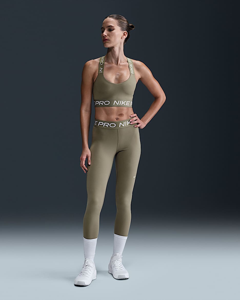Dámské legíny Nike Pro se středně vysokým pasem a síťovanými díly - Light Army/Bílá