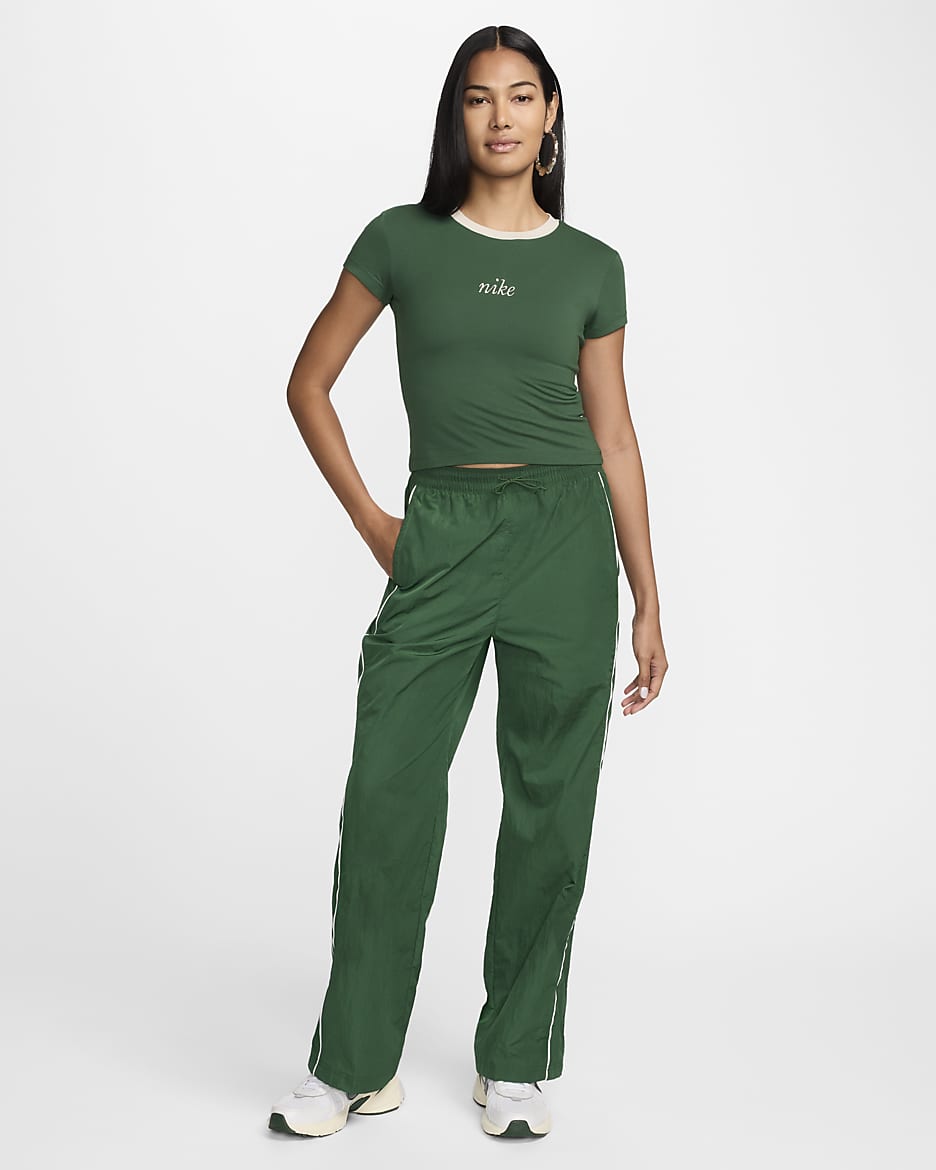 Nike Sportswear Chill Knit Women's Slim Cropped Tee - Gorge Green/Light Orewood Brown