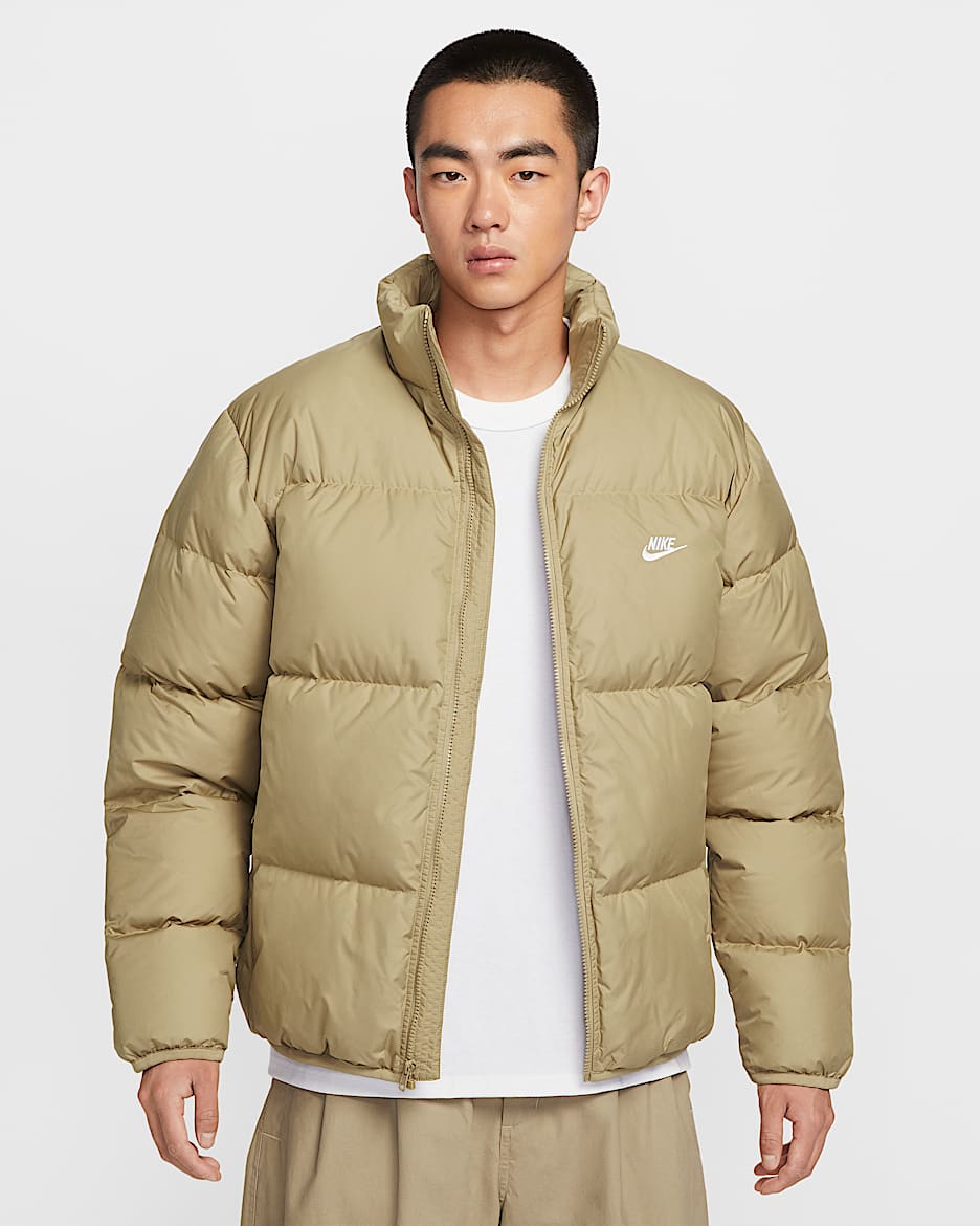 Nike Sportswear Club Men's Therma-FIT Puffer Jacket - Parachute Beige/White