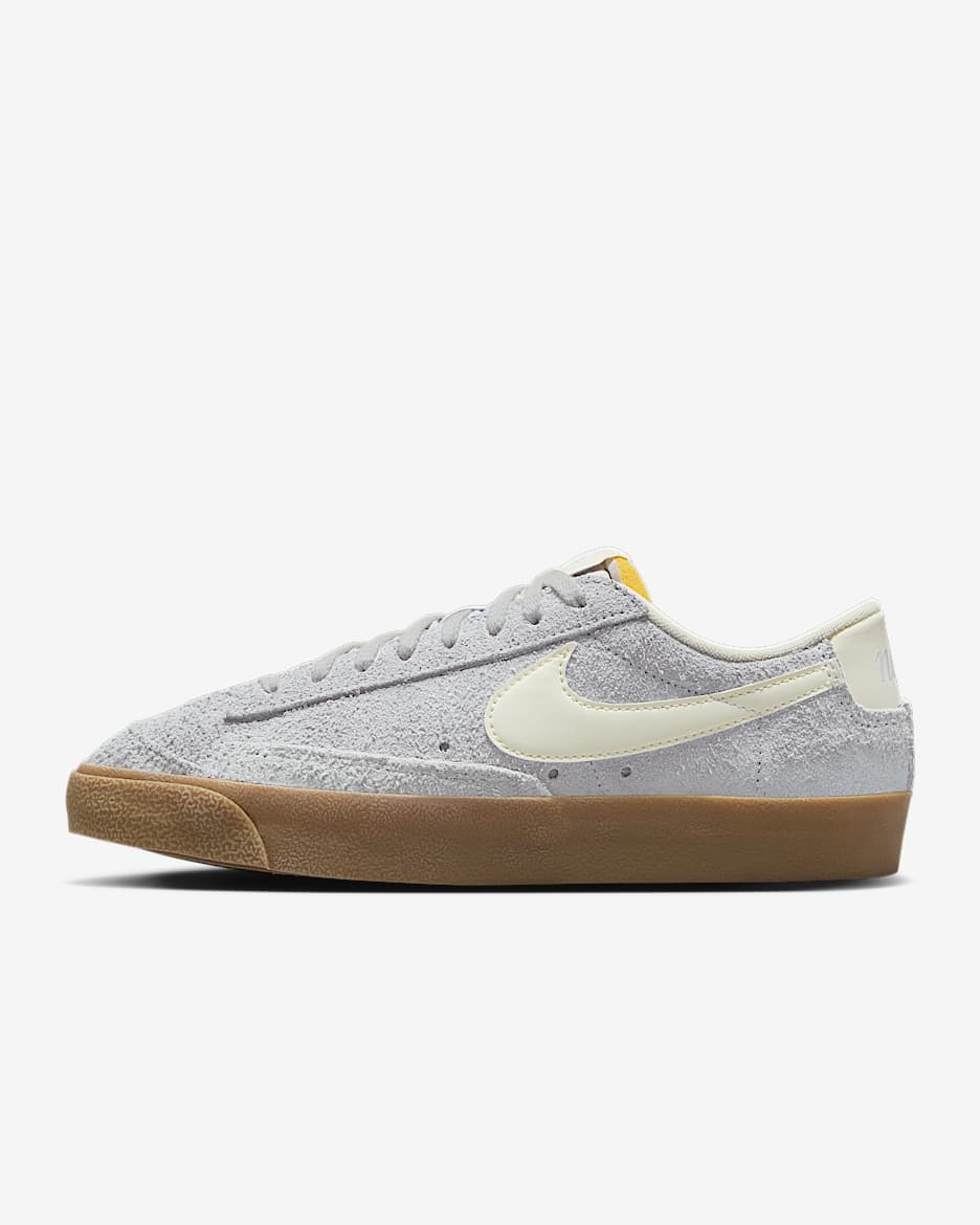 Tenis para mujer Nike Blazer Low '77 Vintage - Gris fútbol/Marrón claro goma/Naranja team/Marfil pálido