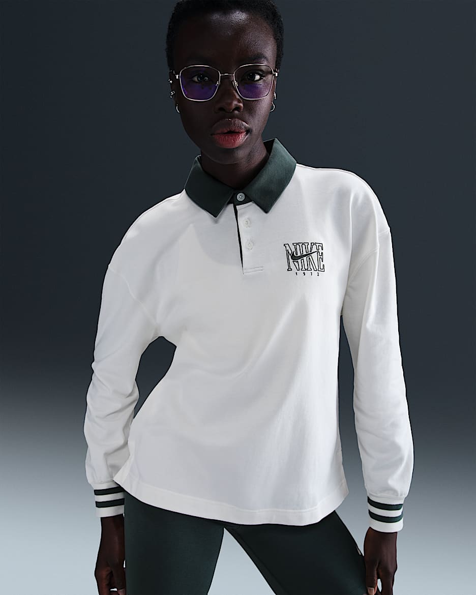 Polo de manga larga oversized para mujer Nike Sportswear Essential - Vela/Verde vintage
