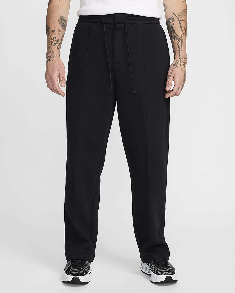 Pantaloni sartoriali in fleece Nike Tech – Uomo - Nero/Nero