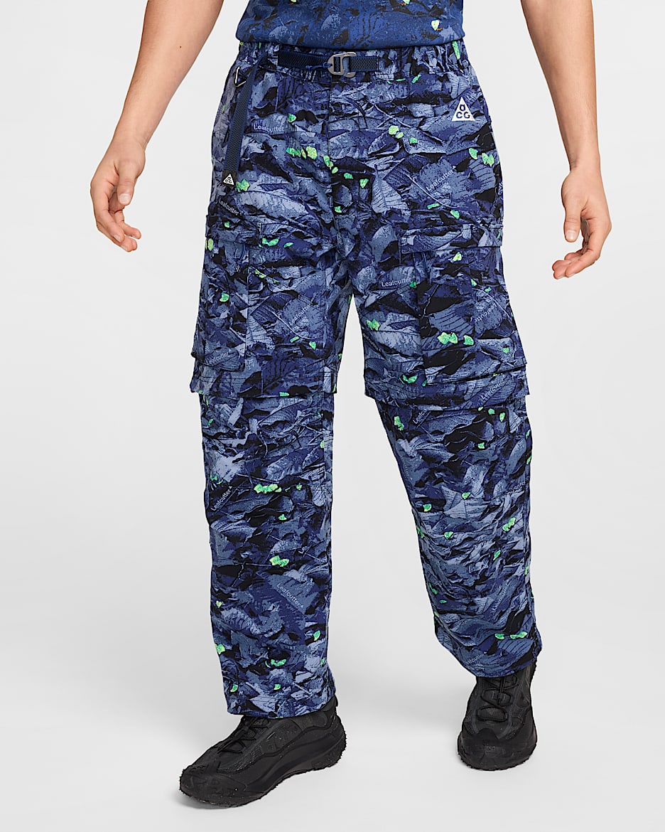 Pantaloni cargo idrorepellenti UV Nike ACG "Smith Summit" - Midnight Navy/Blue Void/Nero/Summit White