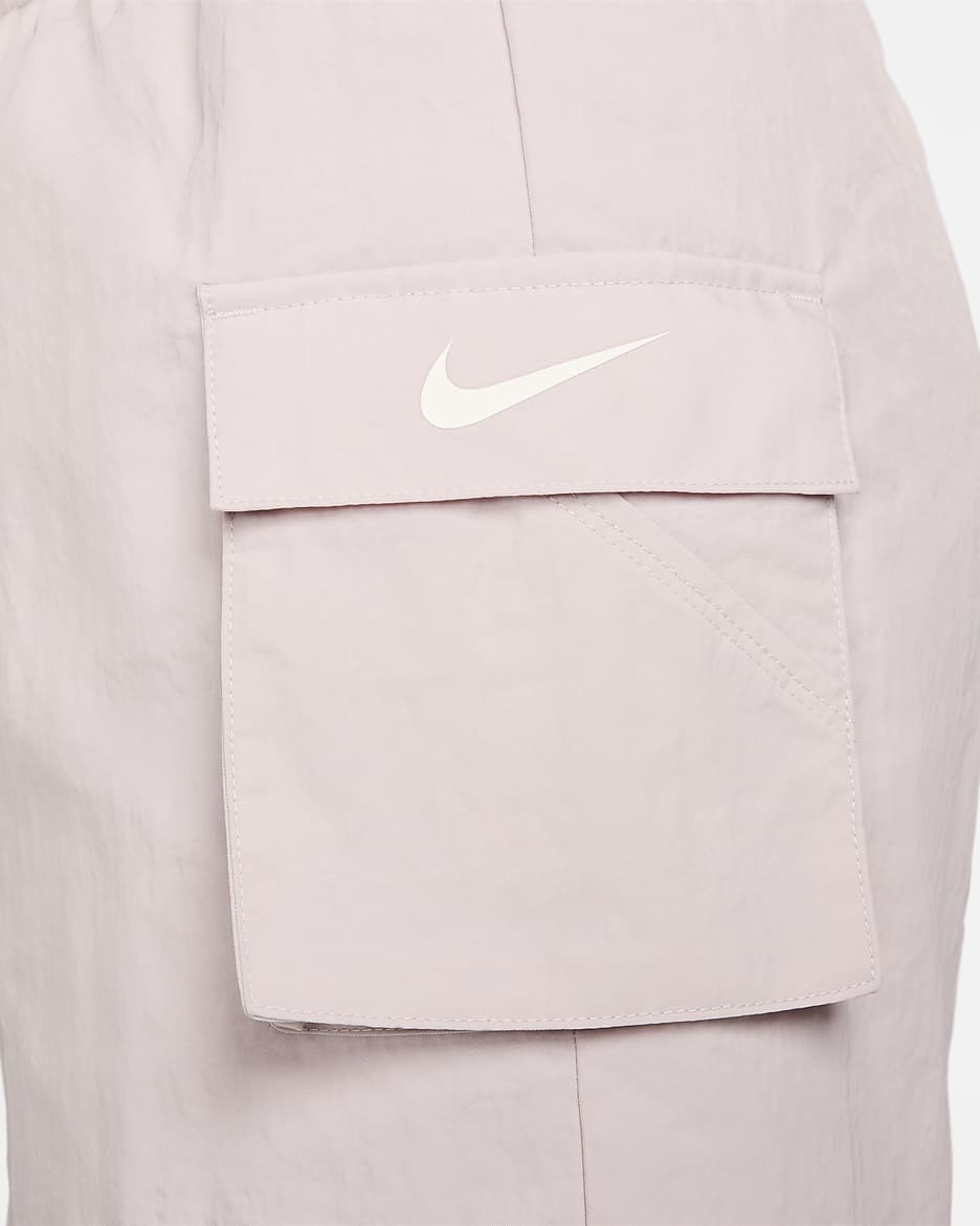 Nike Sportswear Essential Women's Woven High-Waisted Shorts - Platinum Violet/Sail