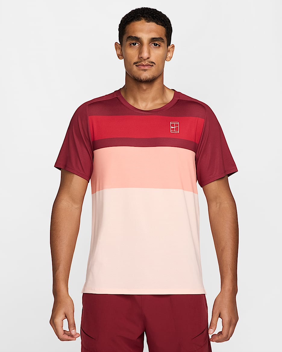 Playera de tenis para hombre NikeCourt Advantage - Rojo team/Coral lavado/Blanco