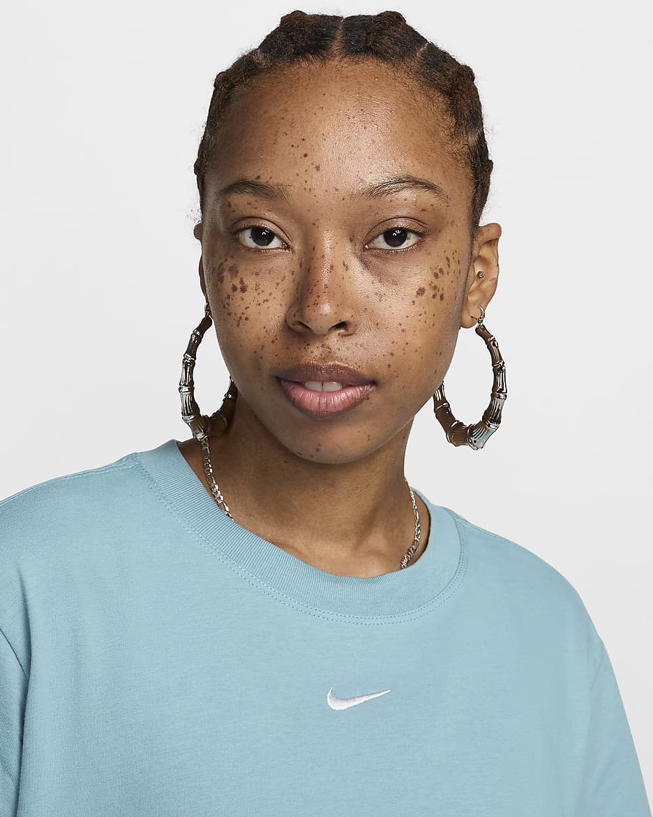 T-shirt Nike Sportswear Essential pour Femme - Denim Turquoise/Blanc