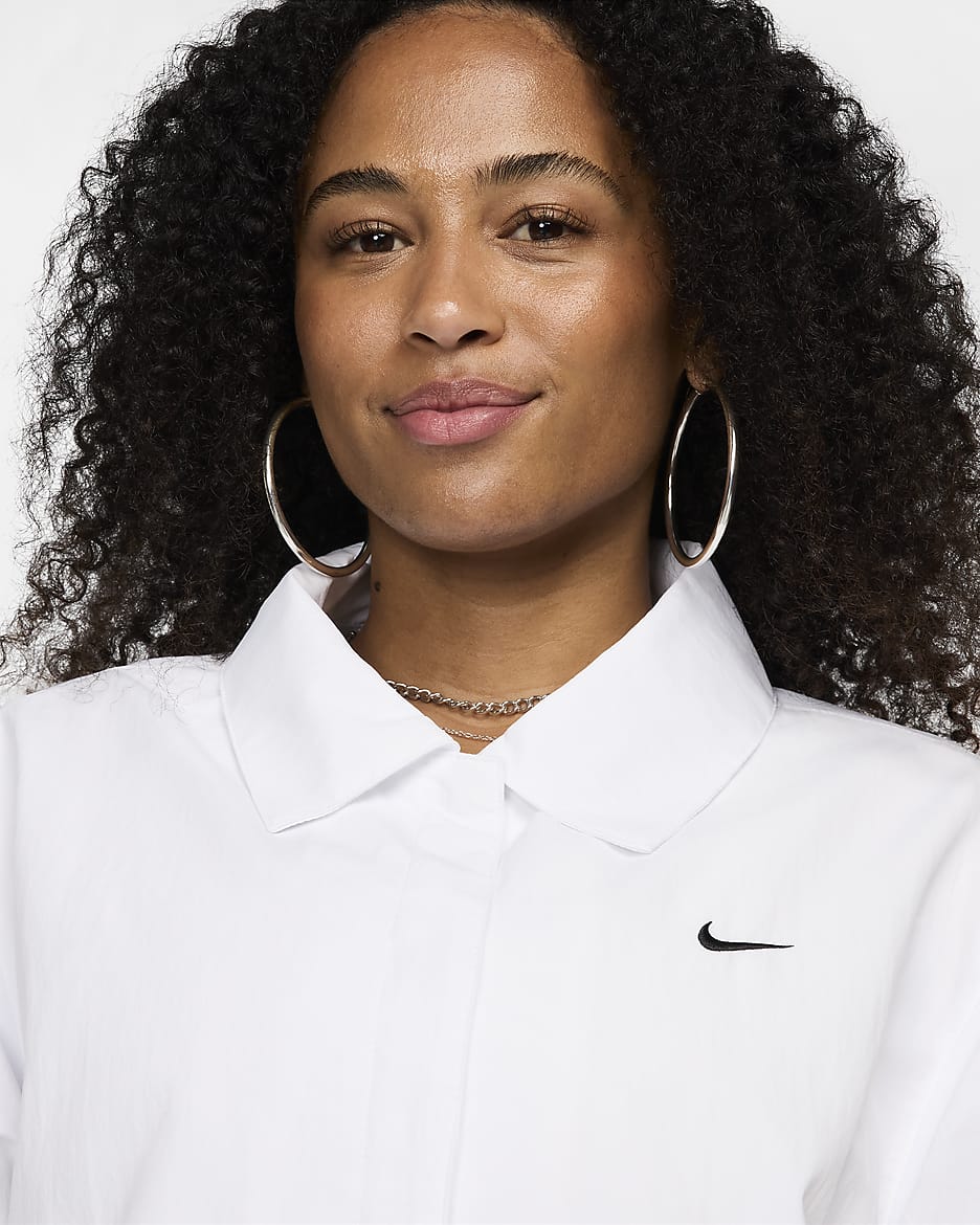 Veste de coach oversize tissée anti-UV Nike Sportswear Essential pour femme - Blanc/Noir