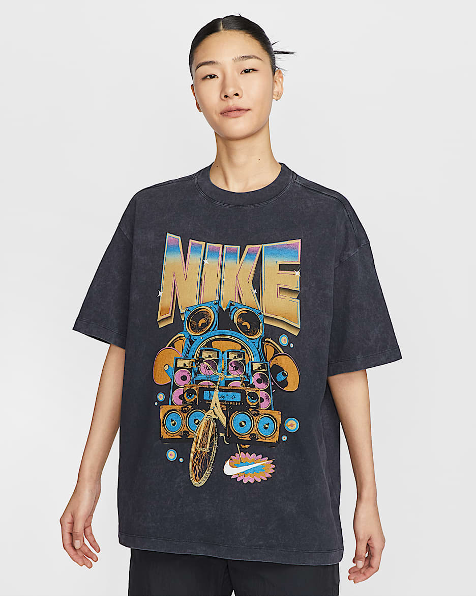 ナイキ スポーツウェア ウィメンズ オーバーサイズド ショートスリーブ Tシャツ - ブラック