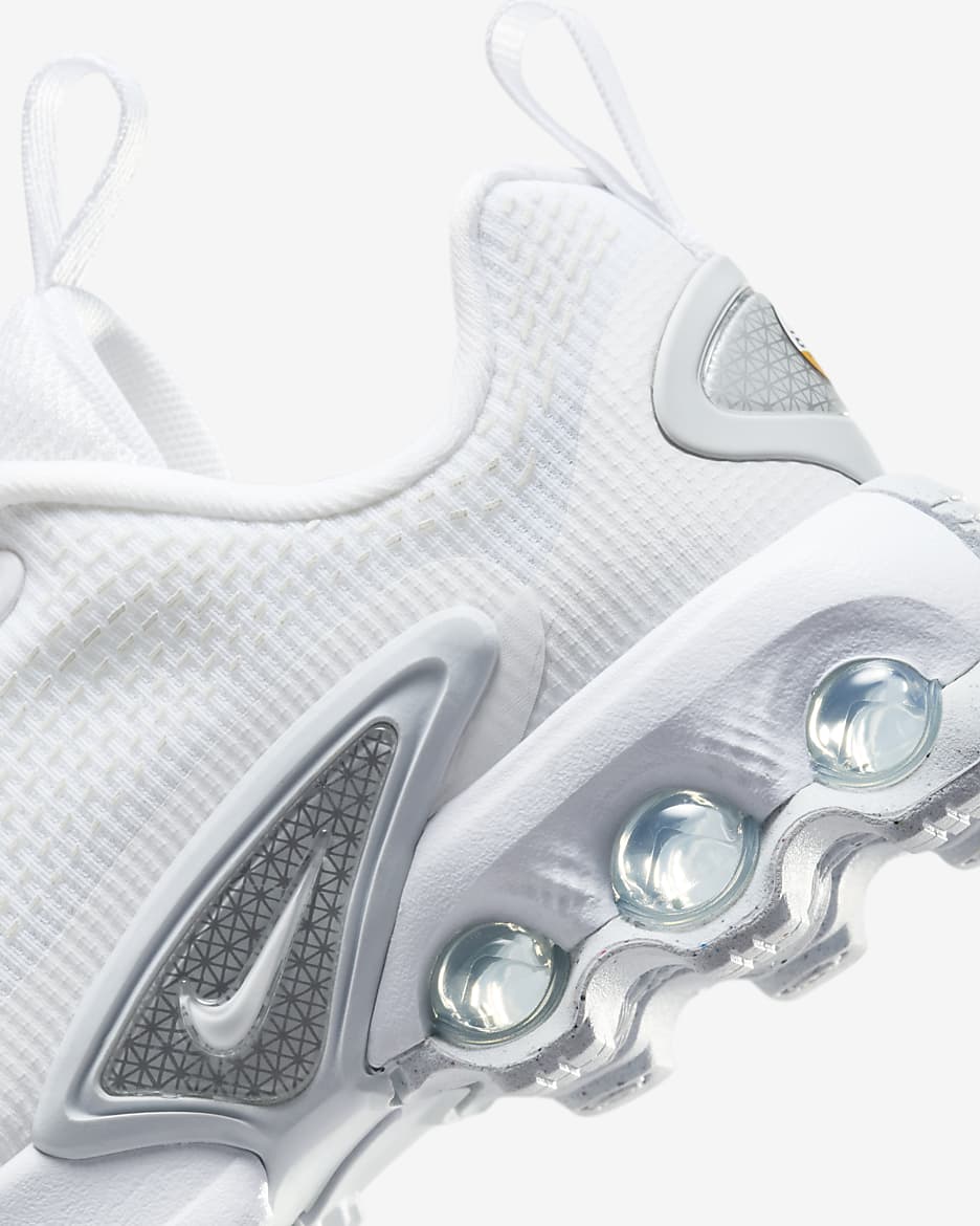 Nike Air Max Dn Younger Kids' Shoes - White/White/Metallic Silver/White