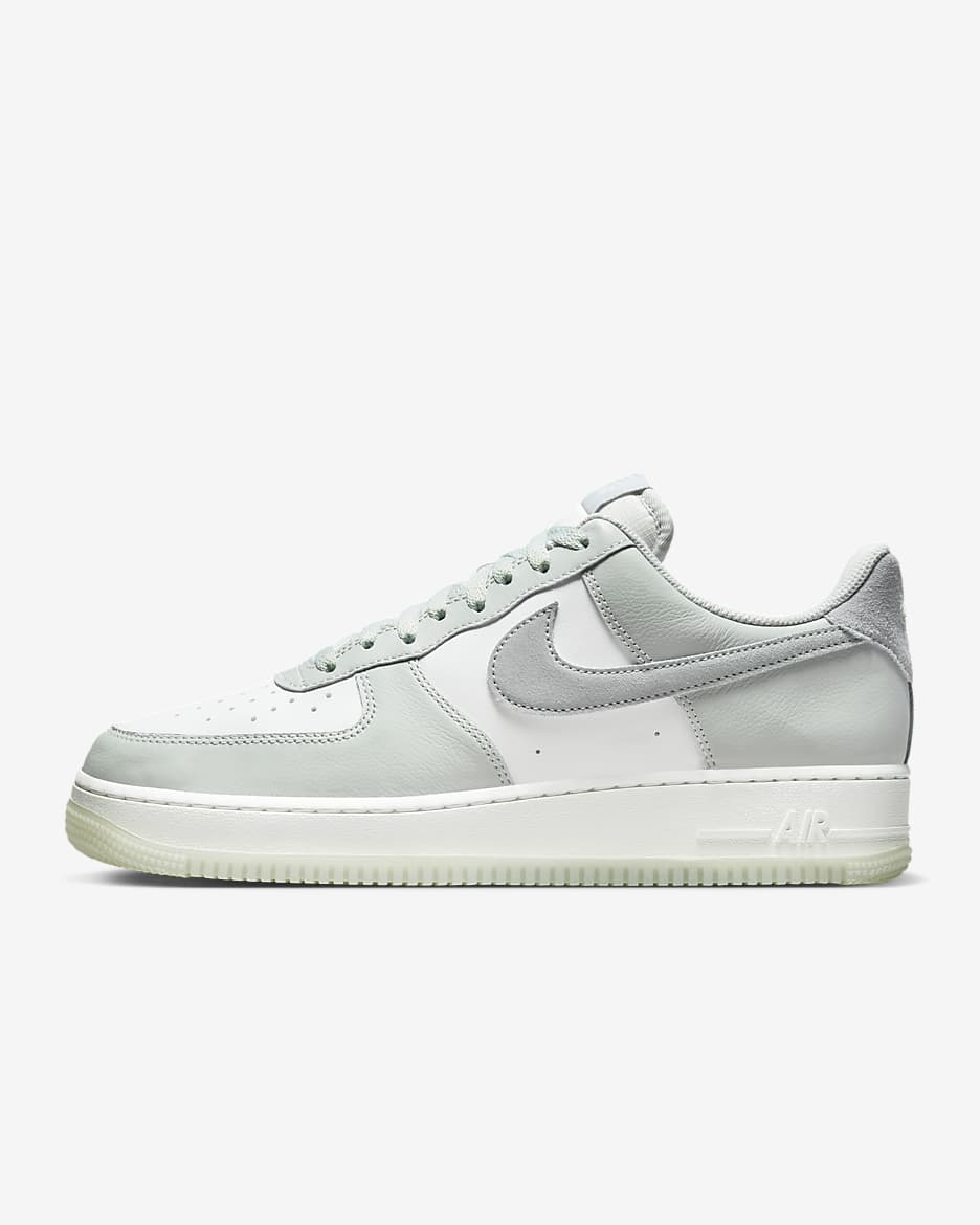 Calzado para hombre Nike Air Force 1 '07 LV8 - Plata claro/Blanco cumbre/Piedra pómez claro