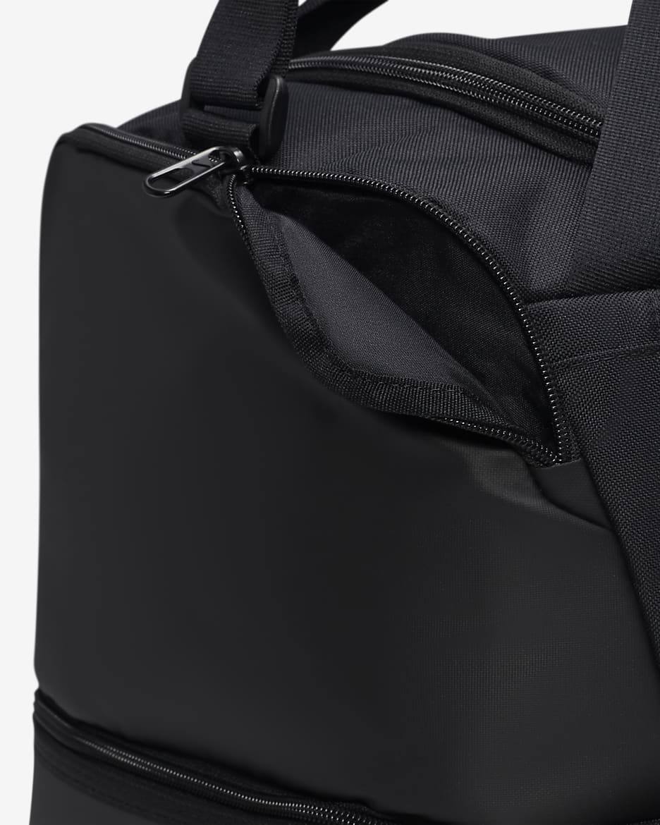 Sac de football rigide Nike Academy Team (taille moyenne, 37 L) - Noir/Noir/Blanc