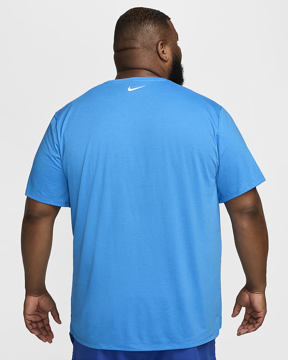 Haut de running à manches courtes Dri-FIT Nike Rise 365 Run Energy pour homme - Light Photo Blue/Summit White