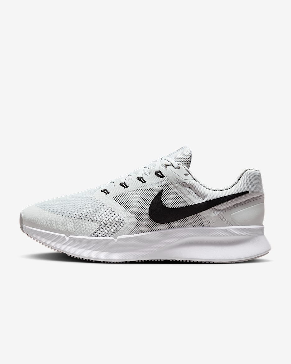 Tenis de correr en pavimento para hombre (extraanchos) Nike Run Swift 3 - Polvo fotón/Blanco/Gris lobo/Negro