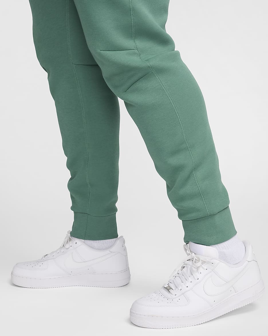 Pantaloni jogger Nike Sportswear Tech Fleece – Uomo - Bicoastal/Nero