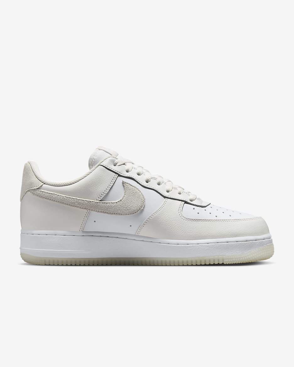 Nike Air Force 1 '07 LV8 Men's Shoes - White/Summit White/Phantom