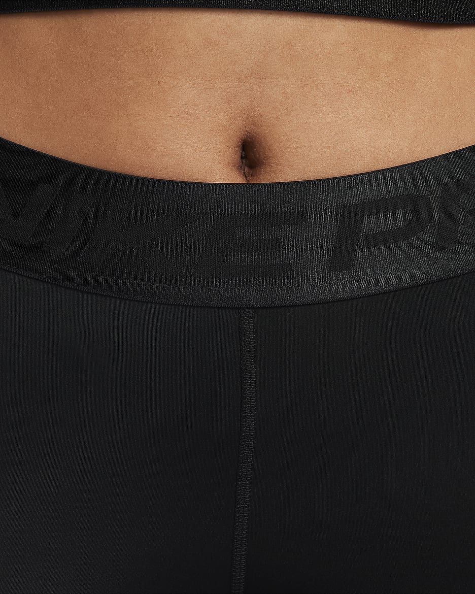 Γυναικείο σορτς μεσαίου ύψους Nike Pro 8 cm - Μαύρο