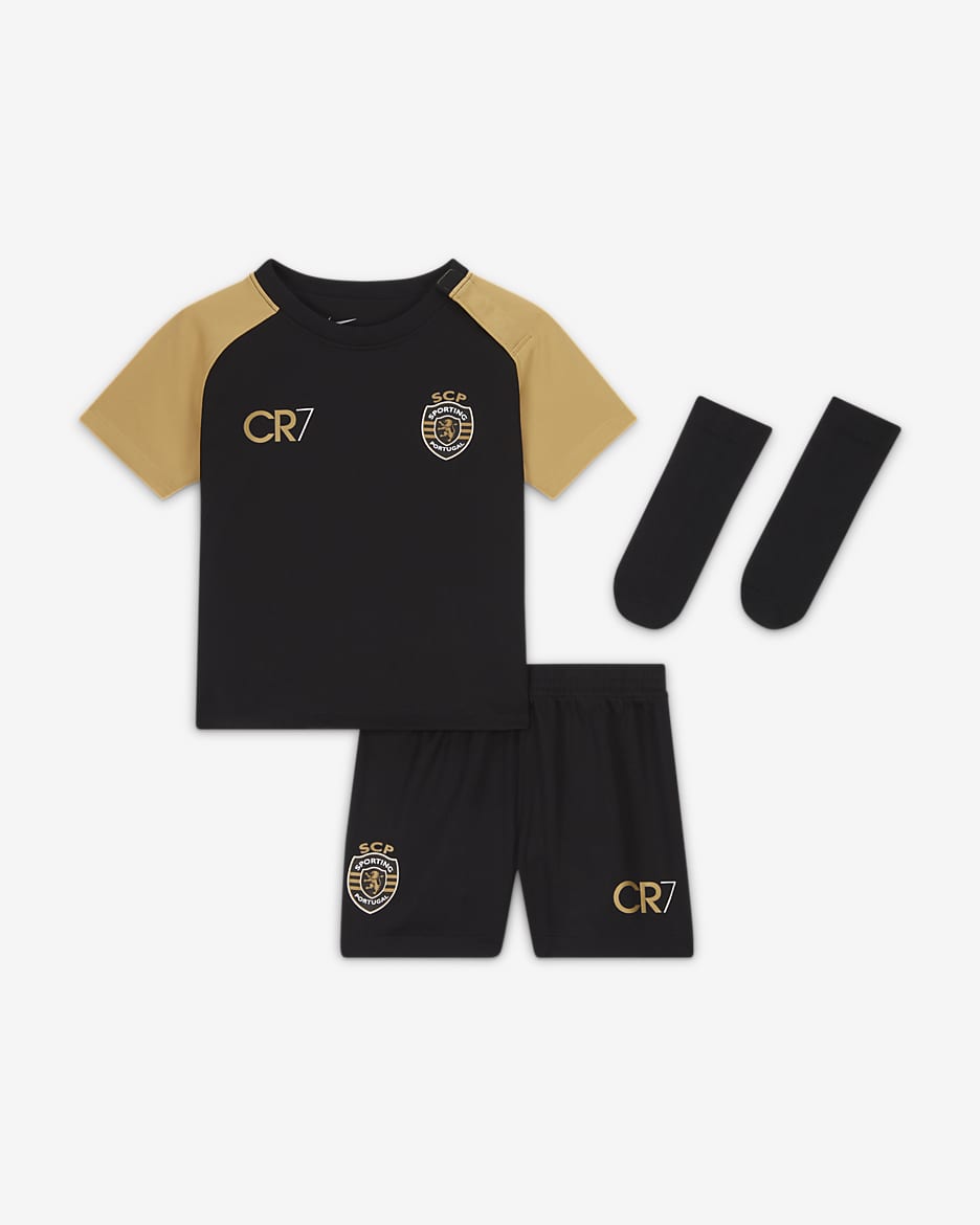 Sporting CP x CR7 2023/24 Stadium Baby/Toddler Football Kit - Black/Jersey Gold/Jersey Gold