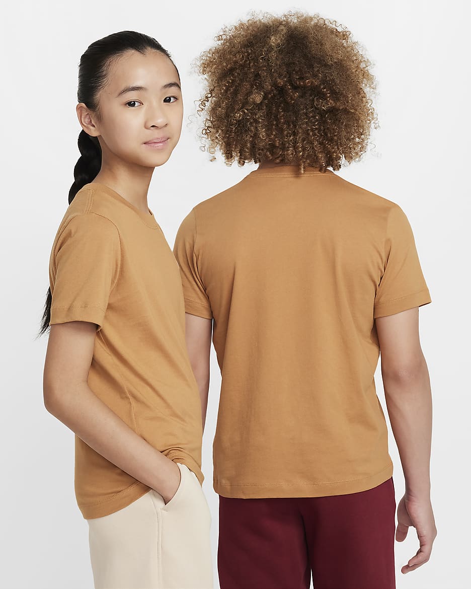 Nike Sportswear T-Shirt für ältere Kinder - Flax