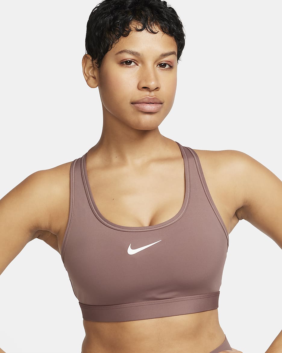 Brassière de sport rembourrée Nike Swoosh Medium Support pour femme - Smokey Mauve/Blanc