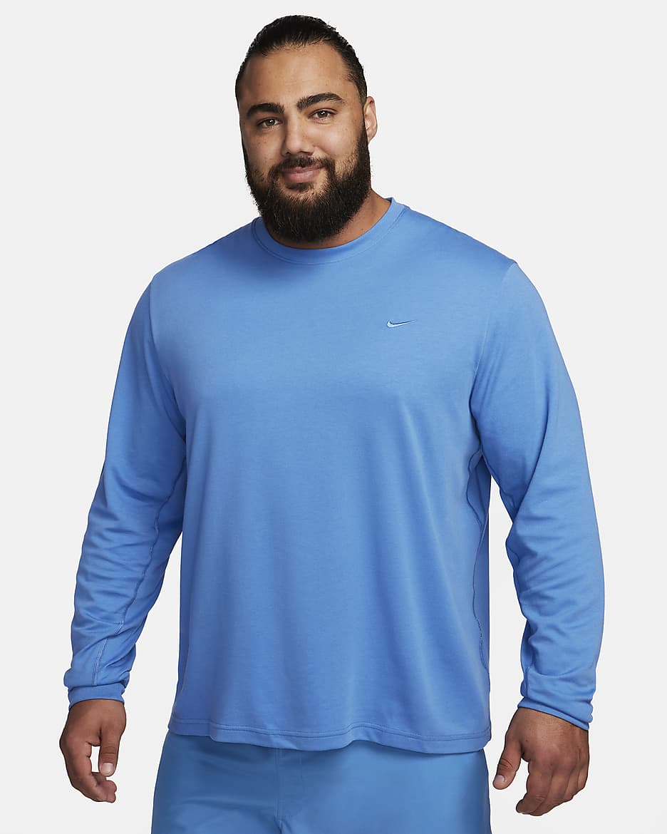 Playera de manga larga Dri-FIT versátil para hombre Nike Primary - Estrella azul/Estrella azul