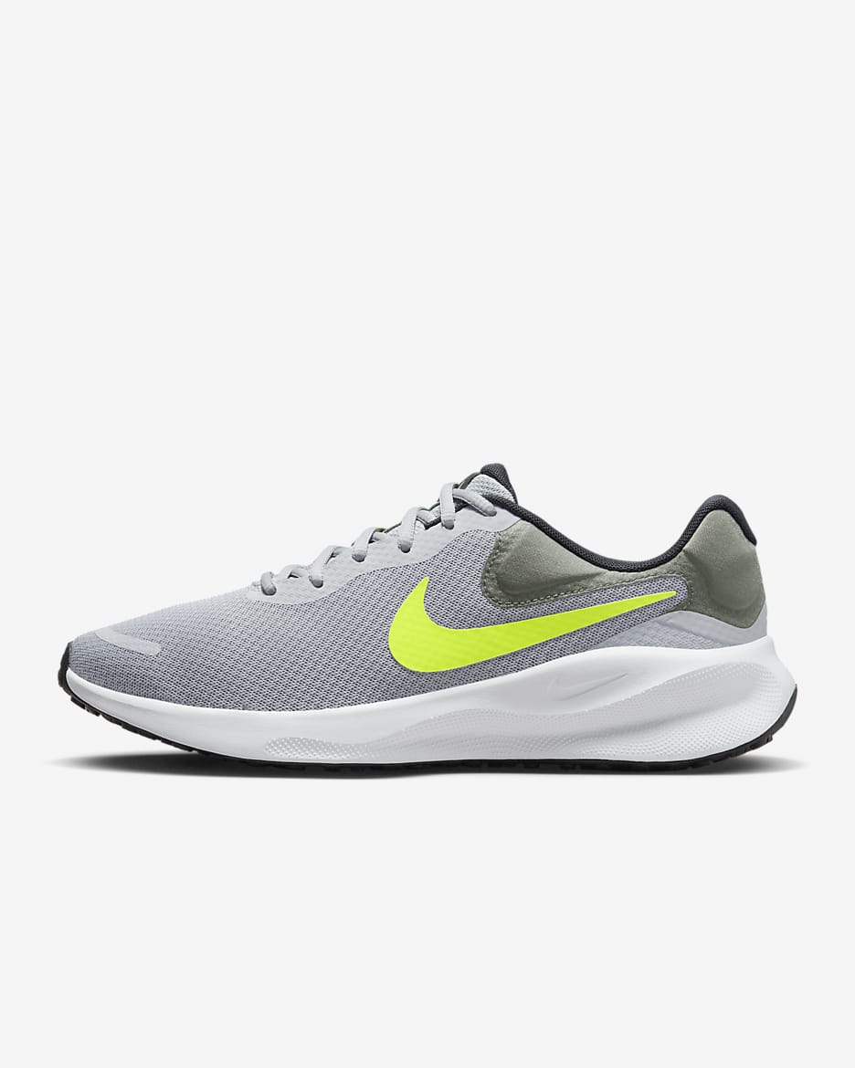 Tenis para correr en pavimento para hombre Nike Revolution 7 - Gris lobo/Gris humo/Negro/Volt