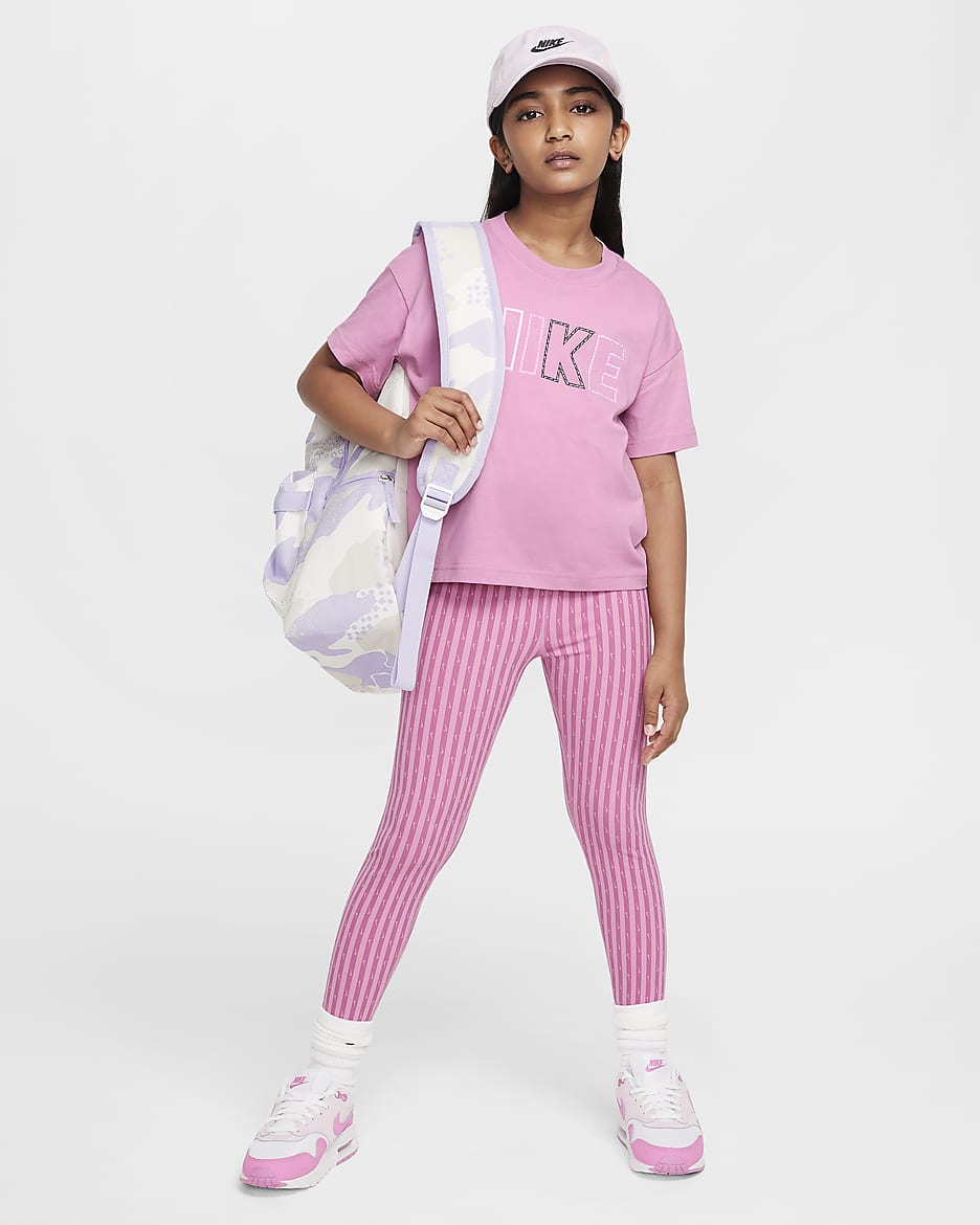 Nike Sportswear Essential Older Kids' (Girls') T-Shirt - Magic Flamingo