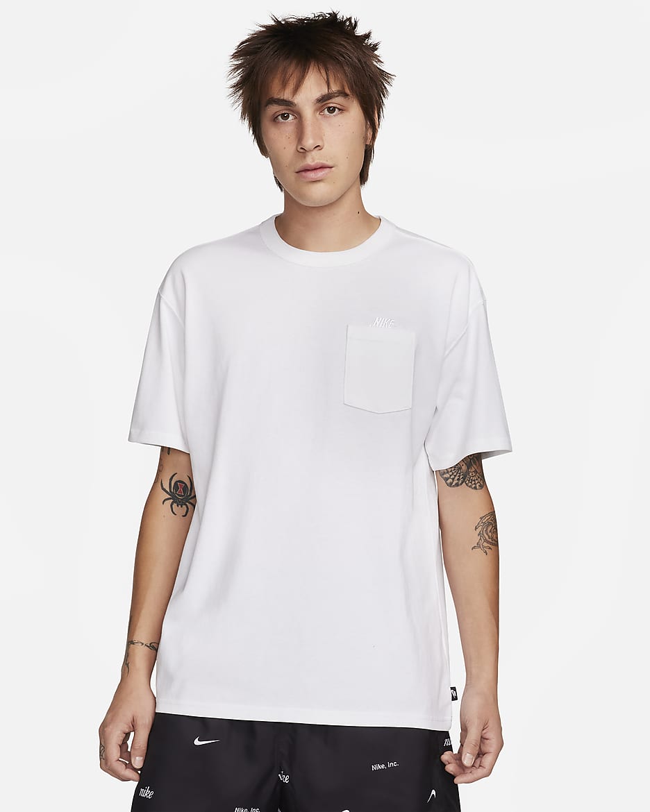 Playera con bolsillo para hombre Nike Sportswear Premium Essential - Blanco