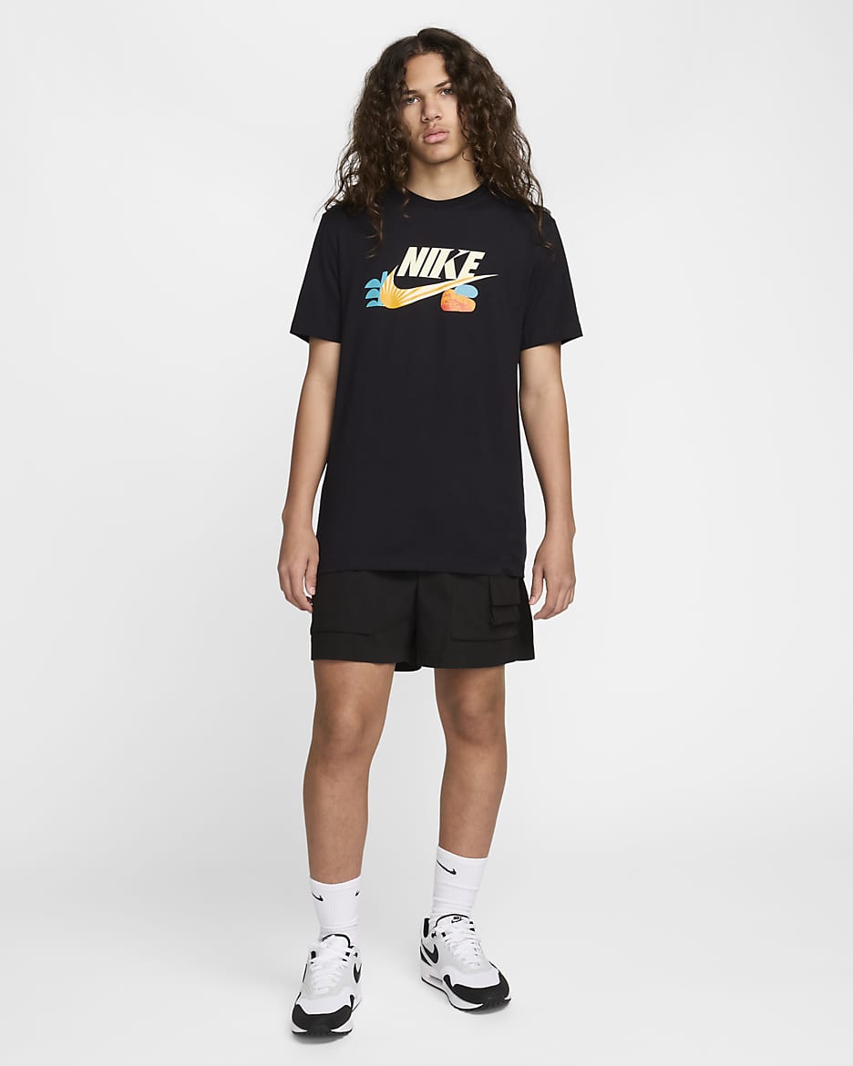 Nike Sportswear Men's T-Shirt - Black