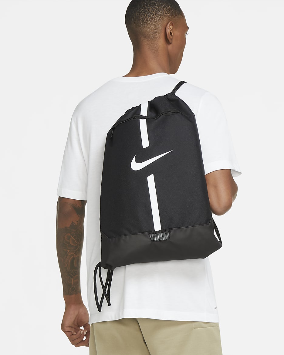 Saco de ginásio de futebol Nike Academy (18 L) - Preto/Preto/Branco