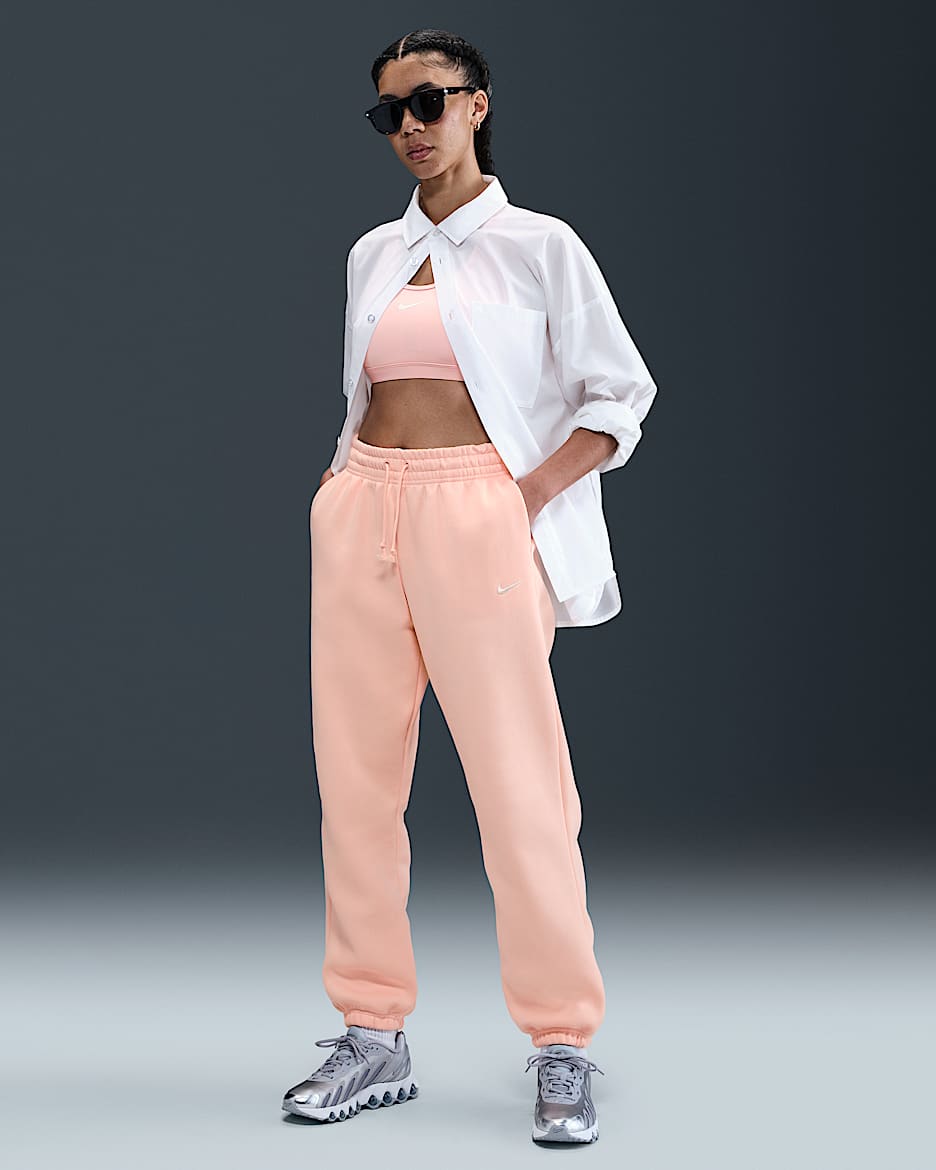 Pants de entrenamiento oversized de tiro alto para mujer Nike Sportswear Phoenix Fleece - Coral lavado/Vela