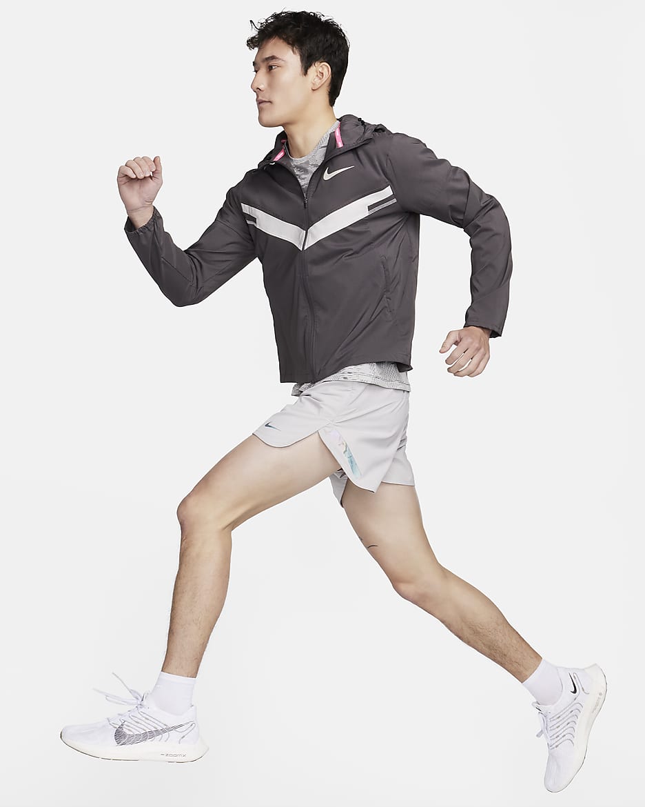 Nike Repel Windrunner Men's UV Running Jacket - Medium Ash/Light Bone/Hyper Pink/Light Bone